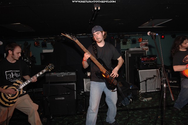 [3 headed monster on Feb 23, 2006 at Mark's Showplace (Bedford, NH)]