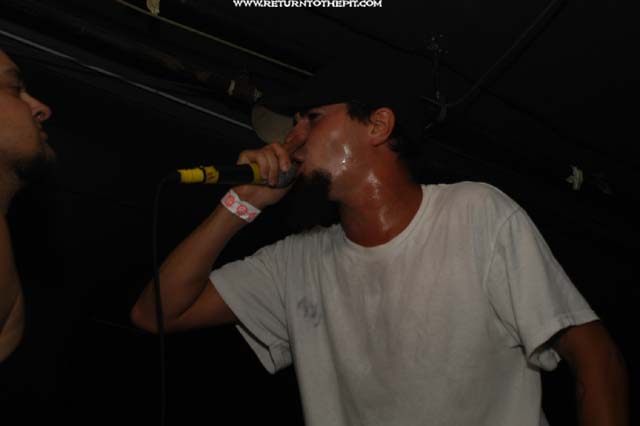 [3 minute theory on Aug 22, 2003 at the Bombshelter (Manchester, NH)]