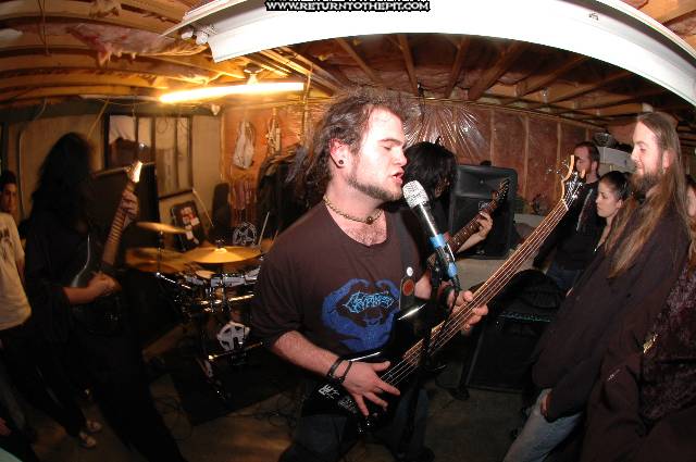 [a terrible night for a curse on Nov 26, 2005 at Nate's Manhattan Robot Dream House (Reading, Ma)]