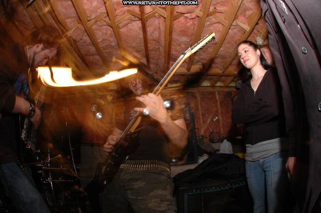 [a terrible night for a curse on Nov 26, 2005 at Nate's Manhattan Robot Dream House (Reading, Ma)]