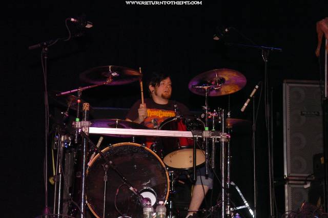 [all that remains on Jun 25, 2005 at Tsongas Arena (Lowell, Ma)]