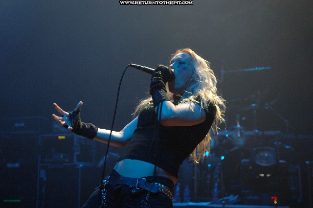 [arch enemy on Apr 29, 2006 at the Palladium - mainstage (Worcester, Ma)]