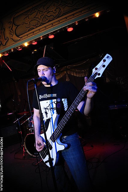 [axiom on Jun 18, 2009 at Ralph's (Worcester, MA)]