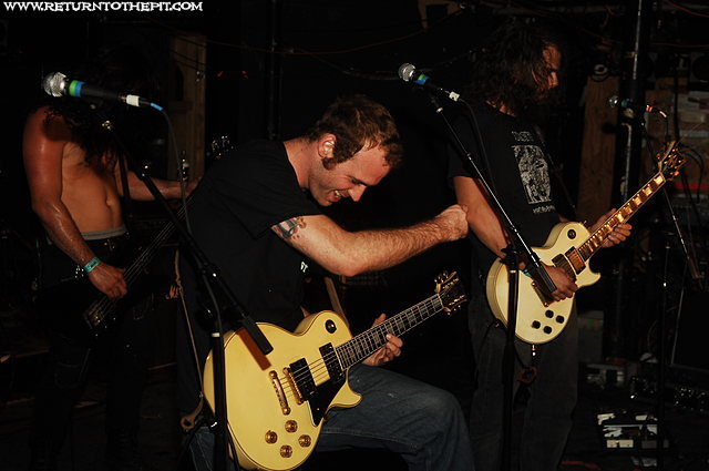 [baroness on Nov 30, 2007 at Middle East (Cambridge, Ma)]