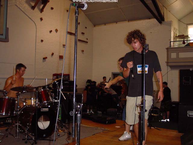 [barts on Jul 20, 2001 at Function Fest 2 Dover, MA]