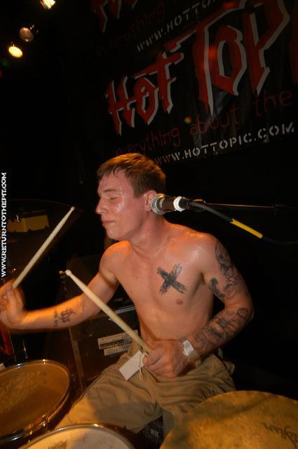 [beloved on Jul 24, 2004 at Hellfest - Hot Topic Stage (Elizabeth, NJ)]