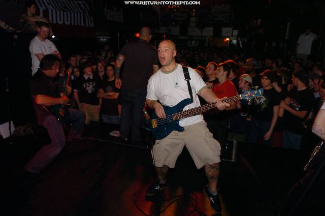 [blood has been shed on Apr 23, 2005 at the Palladium - second stage (Worcester, Ma)]