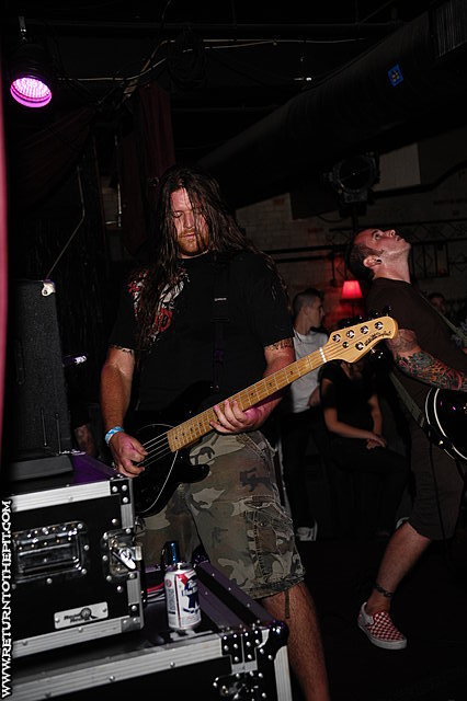 [cannae on Jul 22, 2009 at Club Hell (Providence, RI)]