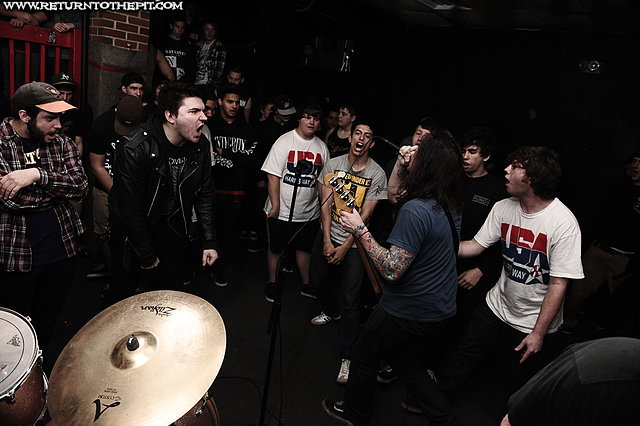 [colony on Apr 7, 2012 at Anchors Up (Haverhill, MA)]