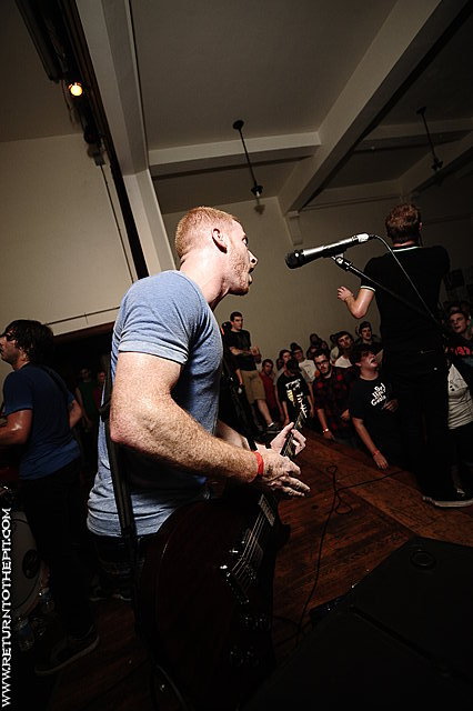 [crime in stereo on Sep 18, 2009 at ICC Church (Allston, MA)]
