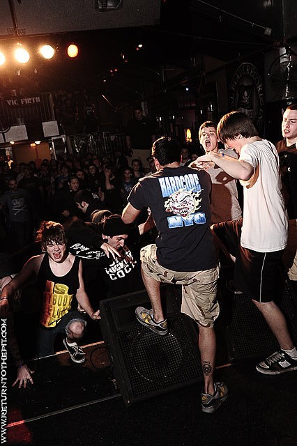 [cruel hand on Apr 18, 2009 at the Palladium - Secondstage (Worcester, MA)]