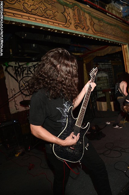 [crypter on Aug 20, 2015 at Ralph's (Worcester, MA)]