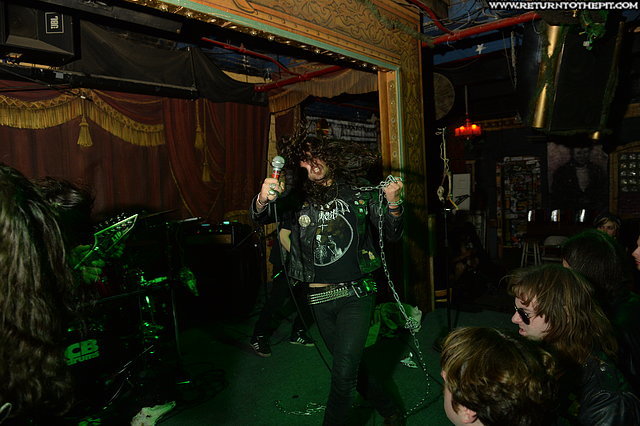 [crypter on Oct 15, 2015 at Ralph's (Worcester, MA)]