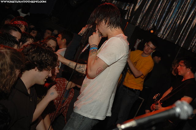[daughters on Apr 12, 2007 at the Roxy (Boston, Ma)]
