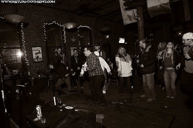 [dead cats dead rats on Feb 20, 2013 at Fury's Publick House (Dover, NH)]
