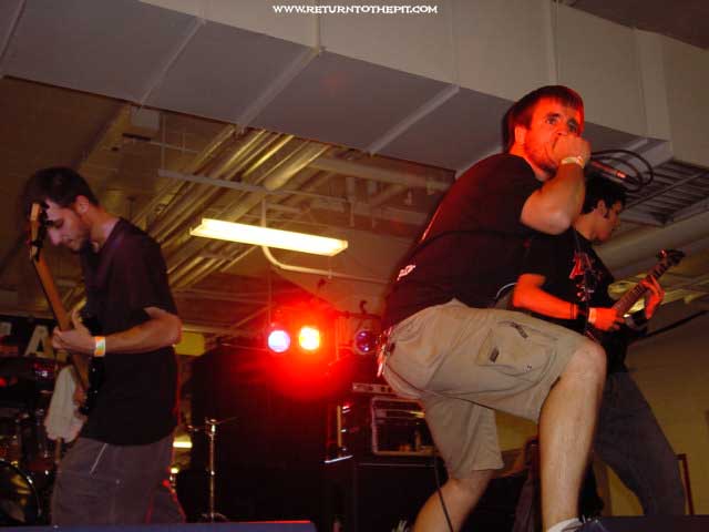 [dead to fall on Jul 26, 2002 at Milwaukee Metalfest Day 1 relapse (Milwaukee, WI)]