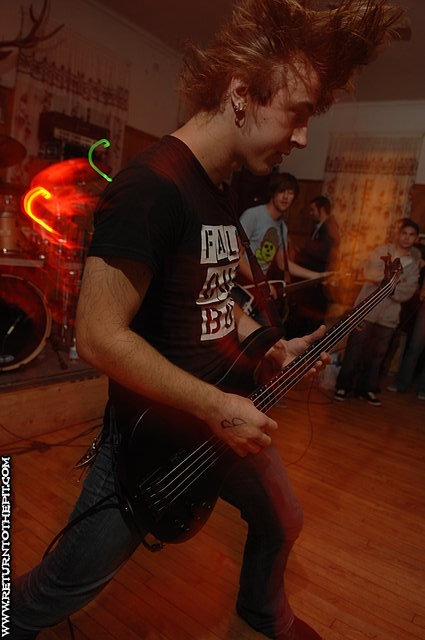 [dead to fall on Oct 19, 2006 at Cambridge Elk's (Cambridge, MA)]
