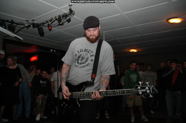 [death before dishonor on Mar 31, 2006 at Tiger's Den (Brockton, Ma)]