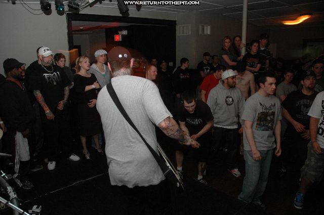 [death before dishonor on Mar 31, 2006 at Tiger's Den (Brockton, Ma)]