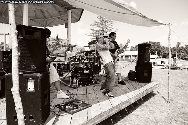 [death rattle on Jul 30, 2011 at Athens Wesserunsett Valley Fair (Athens, ME)]