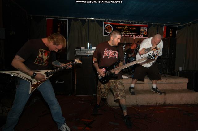 [every single nerve on Sep 26, 2004 at Fat Cat's (Springfield, Ma)]