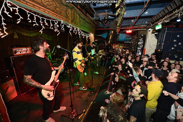 [four year strong on Dec 29, 2022 at Ralph's (Worcester, MA)]
