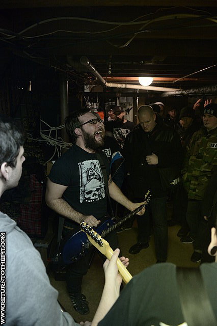 [get a grip on Jan 4, 2014 at Tino's Basement (Dover, NH)]