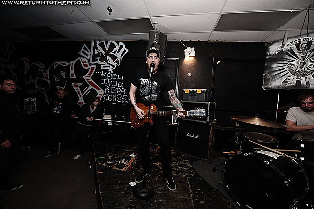[gods and queens on Mar 4, 2010 at Anchors Up (Haverhill, MA)]