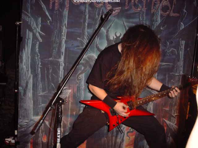 [hate eternal on Nov 8, 2002 at Chantilly's (Manchester, NH)]