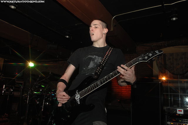 [hollow image on Apr 14, 2007 at Milly's Tavern (Manchester, NH)]