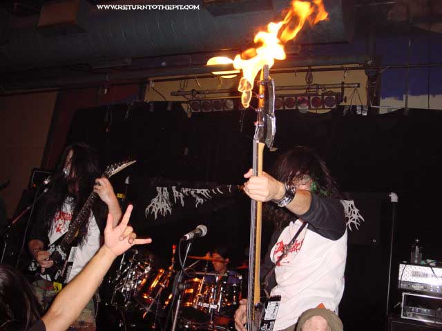 [impaled on Jul 31, 2002 at the Met Cafe (Providence, RI)]