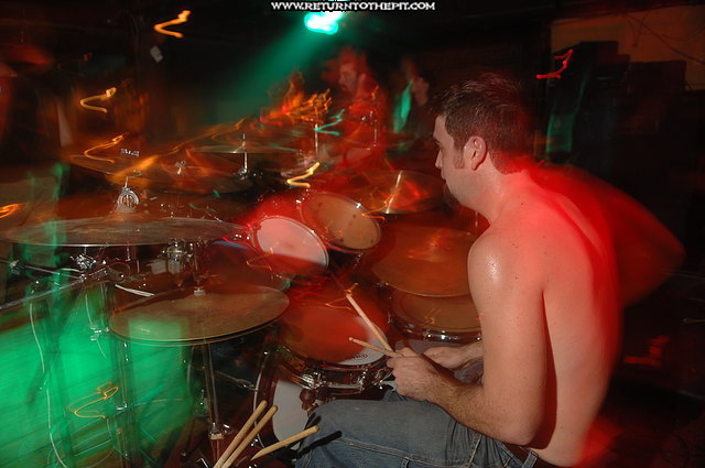 [life at zero on Dec 2, 2006 at Milly's Tavern (Manchester, NH)]