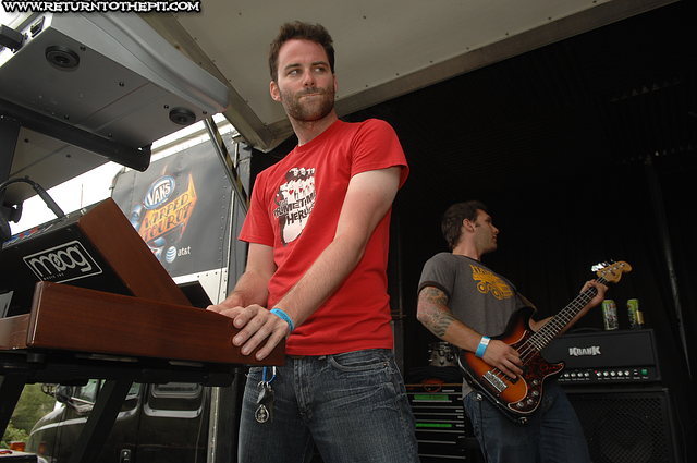 [ludo on Aug 12, 2007 at Parc Jean-drapeau - Ernie Ball Stage (Montreal, QC)]