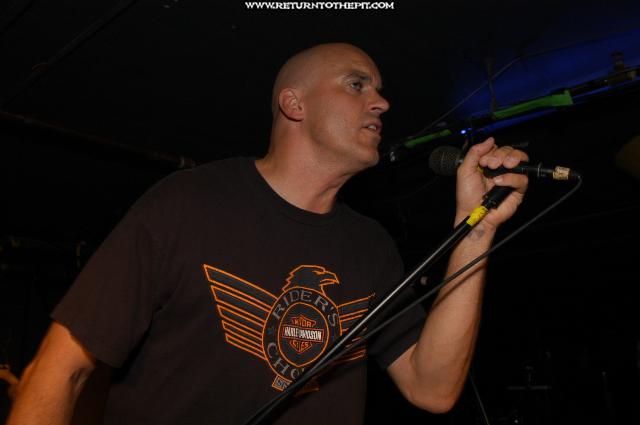 [meliah rage on Oct 2, 2004 at the Bombshelter (Manchester, NH)]