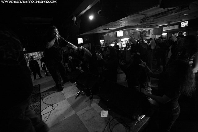 [mortal decay on Nov 10, 2007 at The New Wave Cafe (New Bedford , MA)]