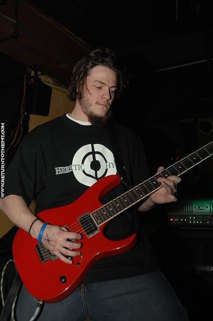 [mortis deveia on Dec 2, 2006 at Milly's Tavern (Manchester, NH)]