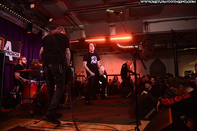 [negative approach on Apr 12, 2022 at Sonia (Cambridge, MA)]