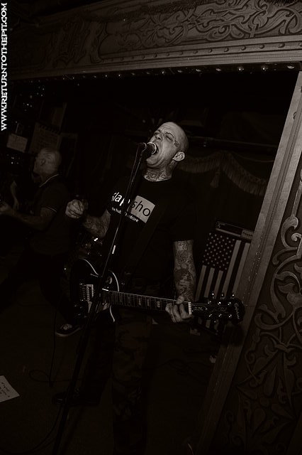[nothing but enemies on Apr 2, 2016 at Ralph's (Worcester, MA)]