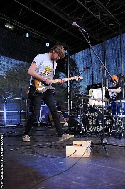 [old gray on May 5, 2012 at The Great Lawn (Durham, NH)]