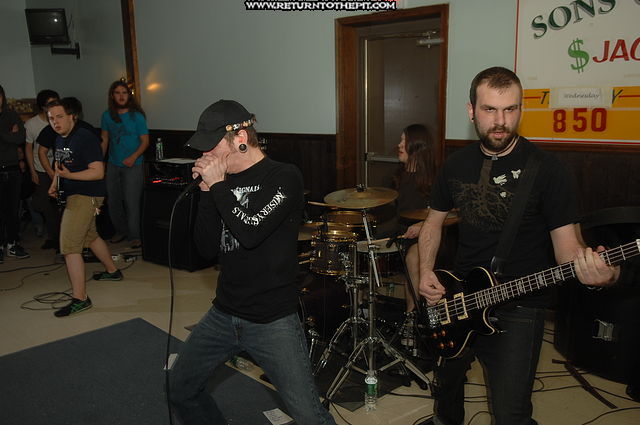 [on paths of torment on Mar 3, 2007 at Sons of Italy (Torrington, CT)]