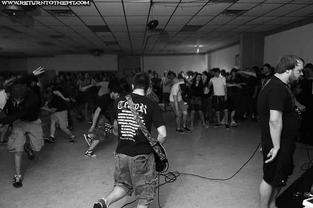[only blood will tell on Jul 25, 2007 at VFW (Manchester, NH)]