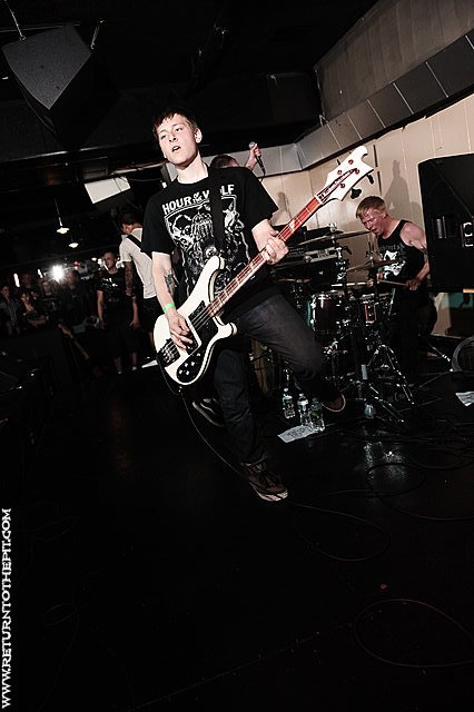 [outbreak on May 22, 2010 at Club Lido (Revere, MA)]