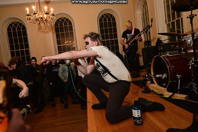 [pcp and the knives on Nov 27, 2022 at Old Town Hall (Salem, MA)]