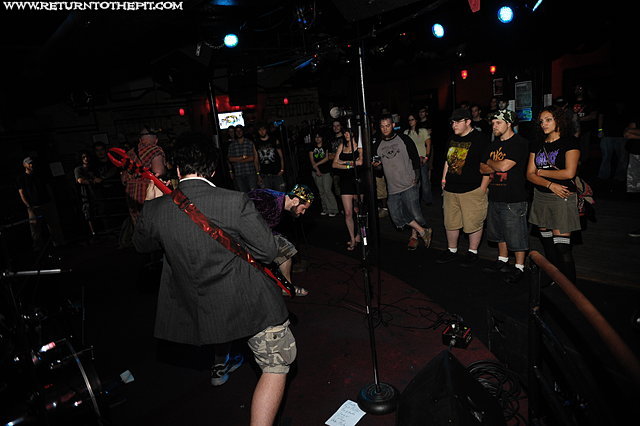 [psytoxia on Aug 9, 2008 at Club Hell (Providence, RI)]