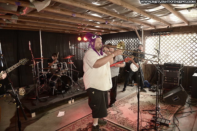 [pwrup on Sep 1, 2019 at The Enthusiast Stage - Mills Falls Rod And Gun Club (Montague, MA)]