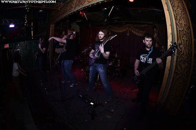 [ramius on Apr 5, 2012 at Ralph's (Worcester, MA)]
