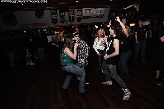 [randomshots on May 10, 2012 at Wally's Pub (Hampton, NH)]