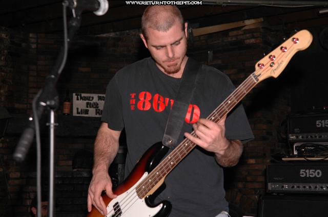 [reason to fight on Nov 30, 2004 at the Living Room (Providence, RI)]