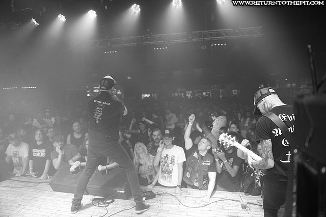 [rotten sound on May 27, 2016 at Baltimore Sound Stage (Baltimore, MD)]