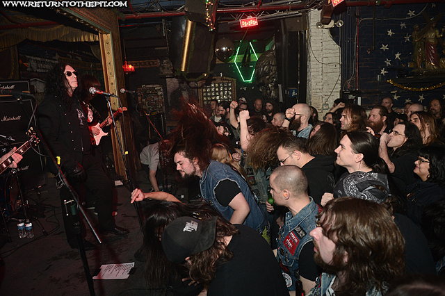 [satan on Apr 13, 2014 at Ralph's (Worcester, MA)]